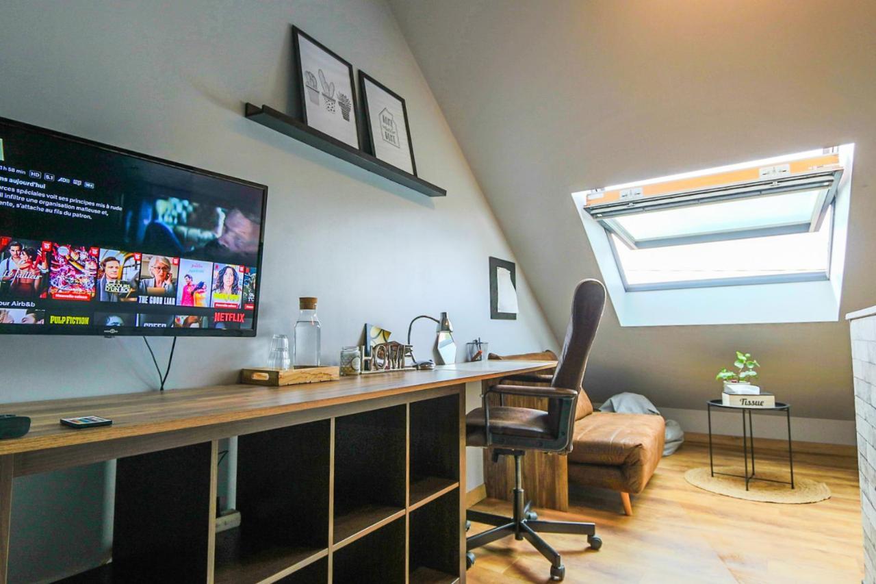 Maisonnette En Duplex Avec Terrasse Breux-Jouy Exterior photo